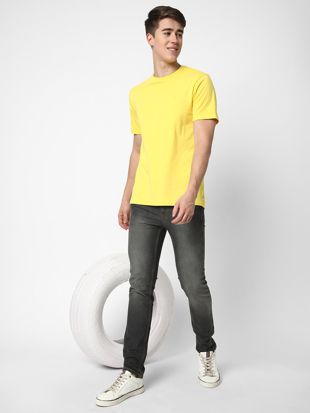 Cotstyle Cotton Fabrics Round Neck Short Length Plain Half Sleeve Casual & Daily Wear Men's T-Shirts -  Pack of 1 - Yellow