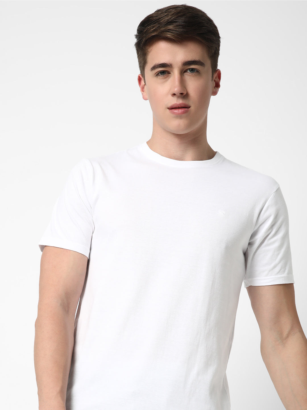White t shirt half new arrivals